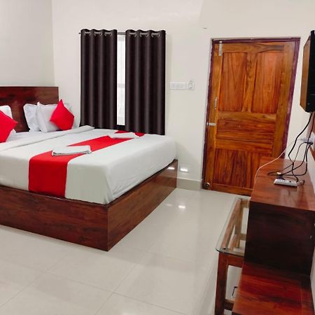 Hotel Sea Gold Puri Exterior photo